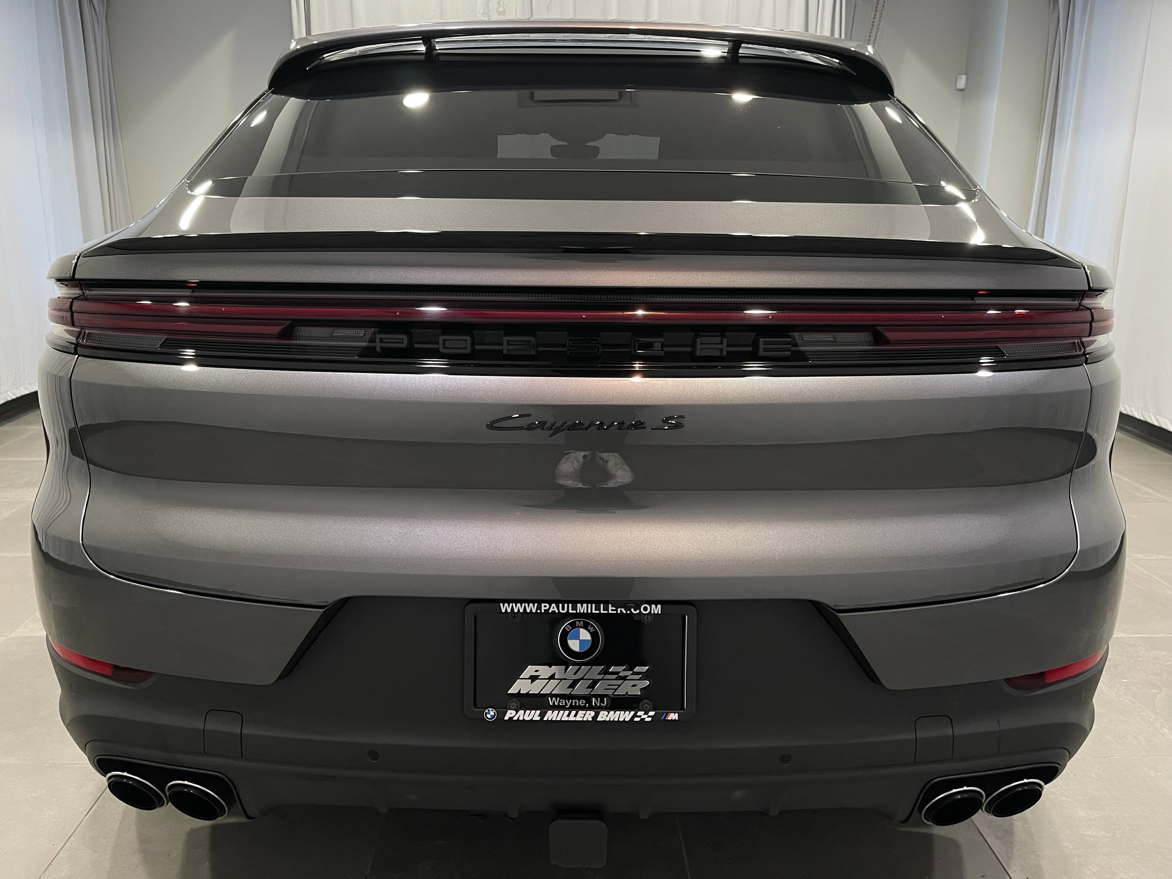 Used 2025 Porsche Cayenne S image 5