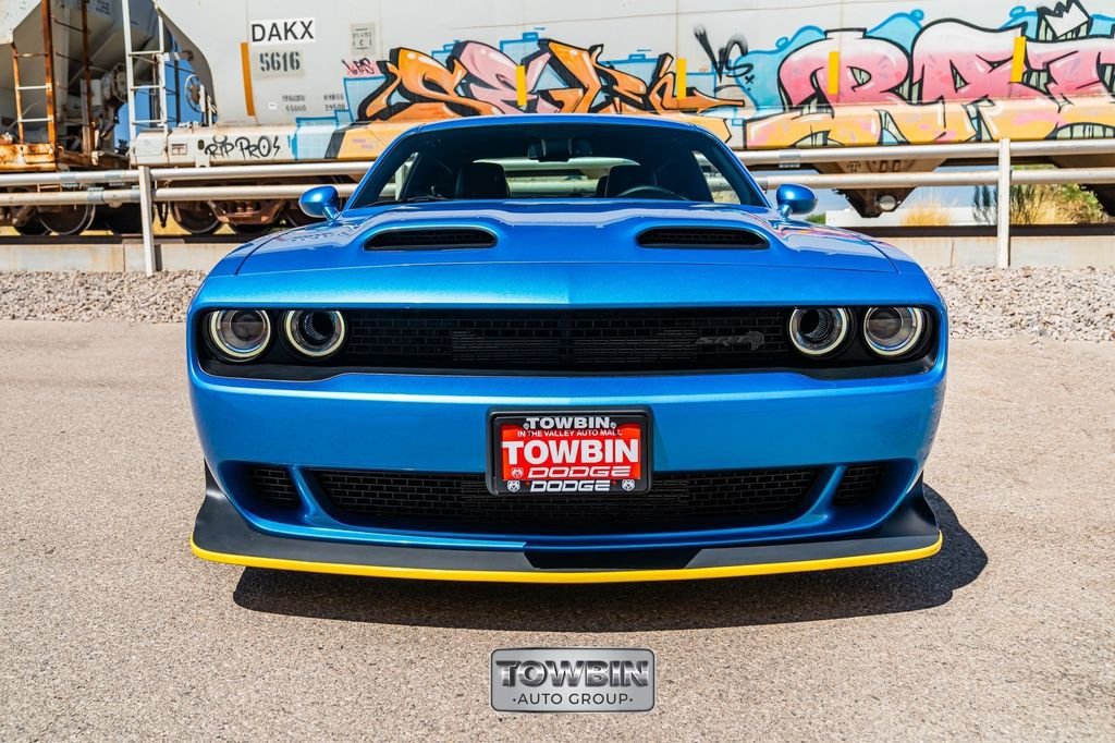 Used 2023 Dodge Challenger SRT Hellcat RWD image 3