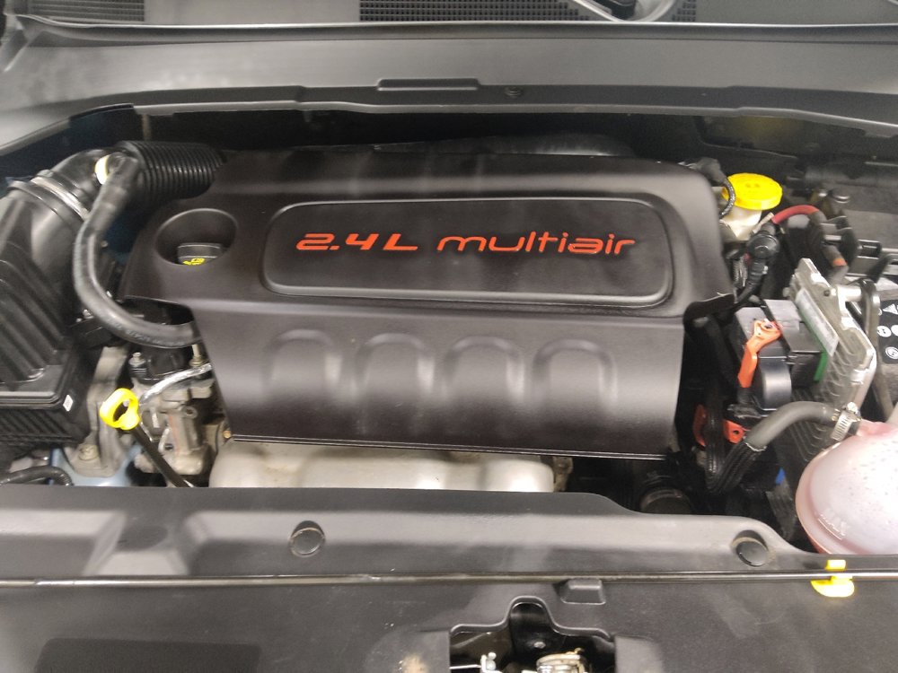 Used 2018 Jeep Compass Limited image 30