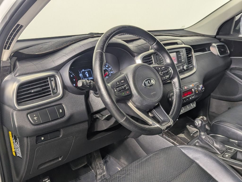 Used 2016 Kia Sorento EX FWD image 11