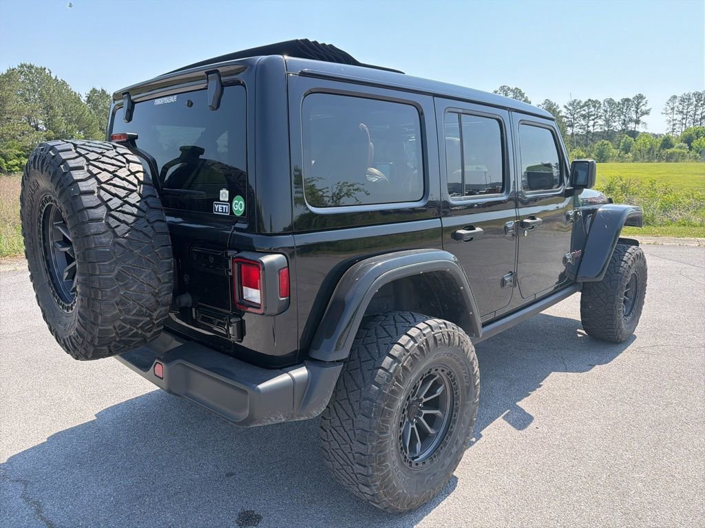 Used 2022 Jeep Wrangler Unlimited Rubicon w/ Cold Weather Group AWD/4WD image 7