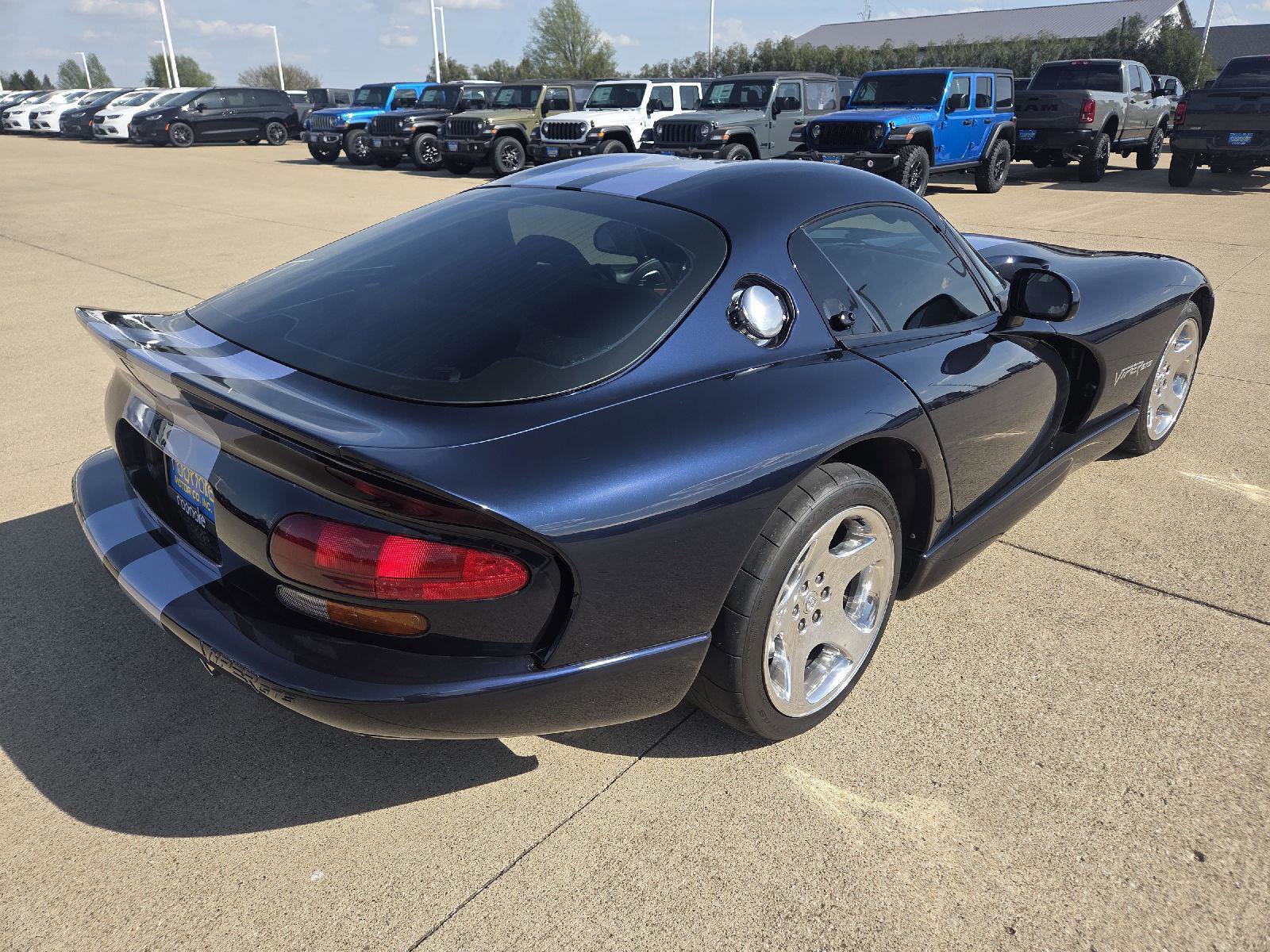 Used 2001 Dodge Viper GTS RWD image 11