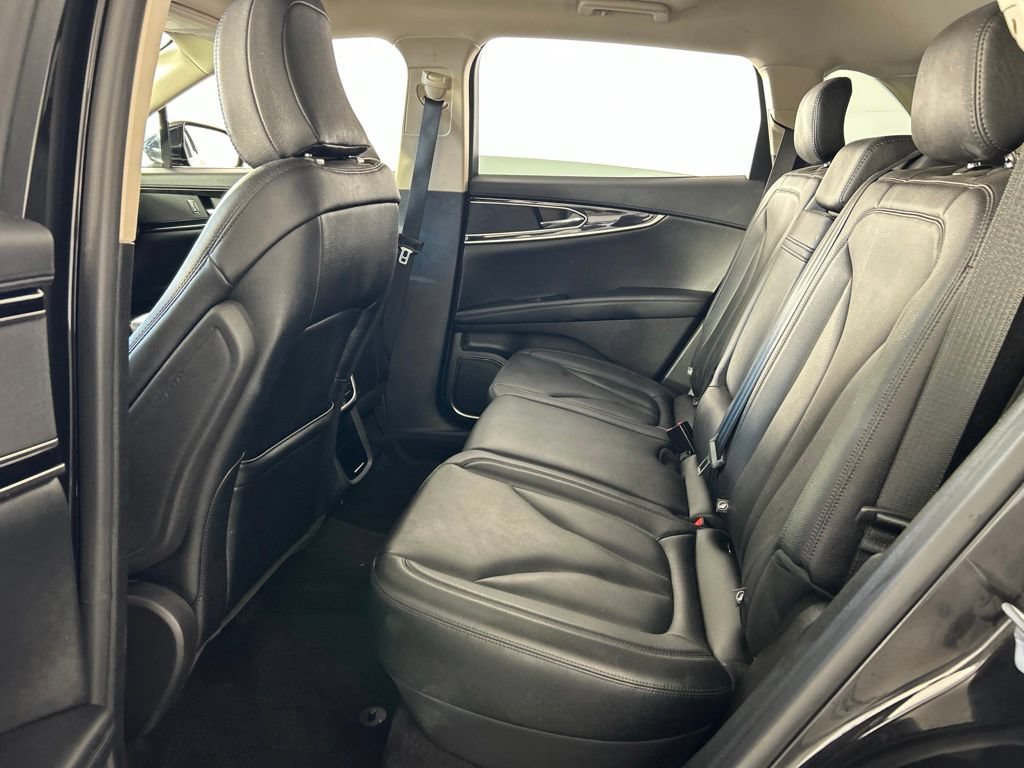 Used 2023 Lincoln Nautilus AWD w/ Premium Package image 23