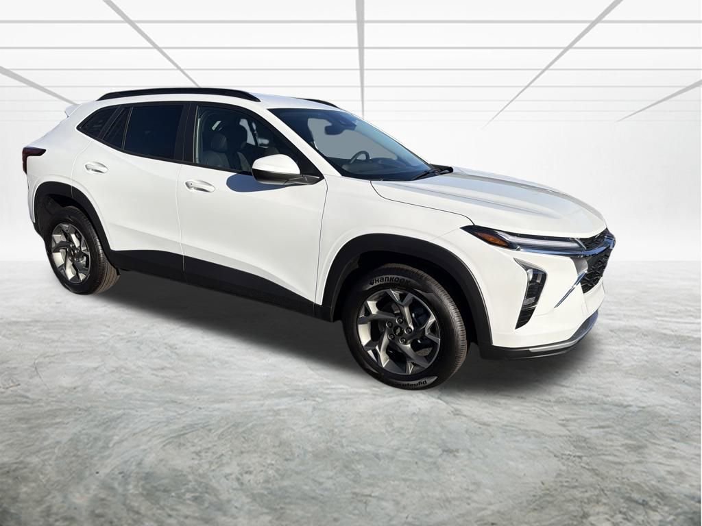 New 2025 Chevrolet Trax LT w/ LT Convenience Package image 1