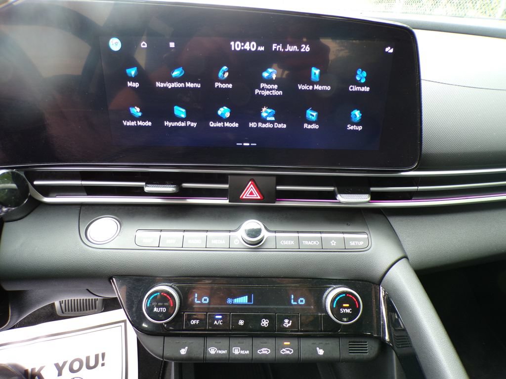 Certified 2025 Hyundai Elantra SEL FWD image 23