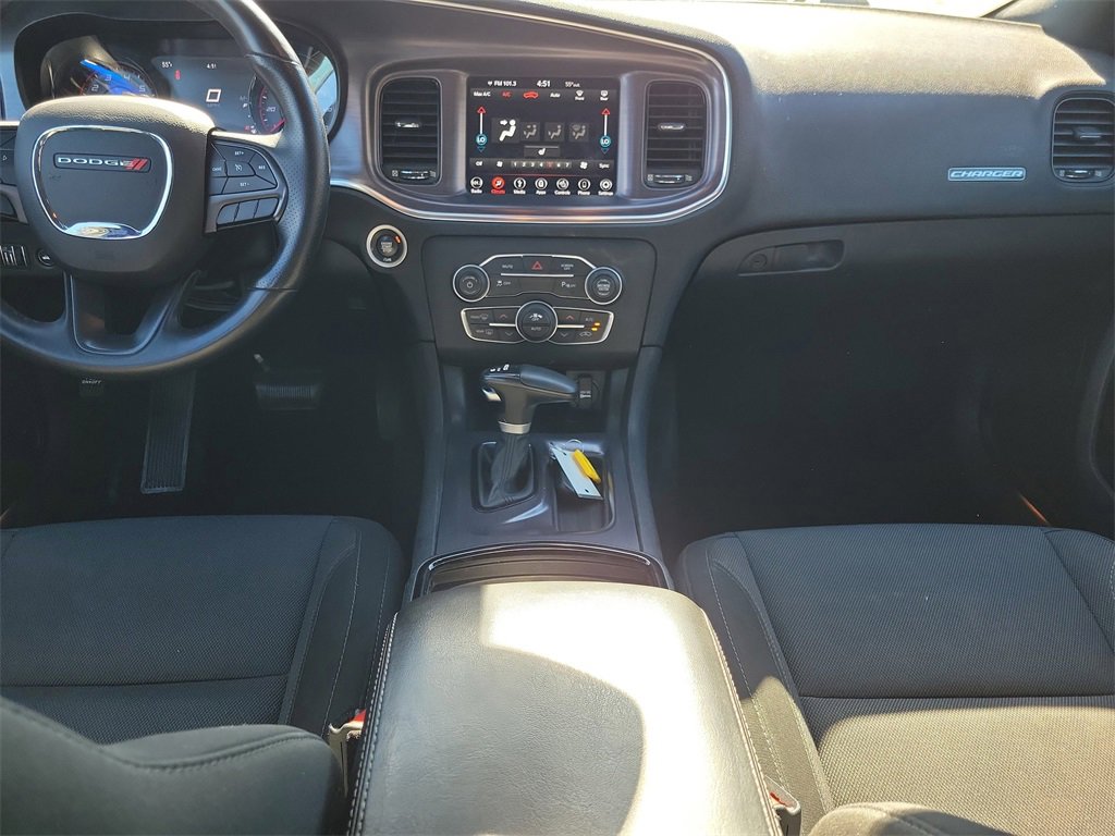 Used 2018 Dodge Charger SXT Plus w/ Blacktop Package image 11