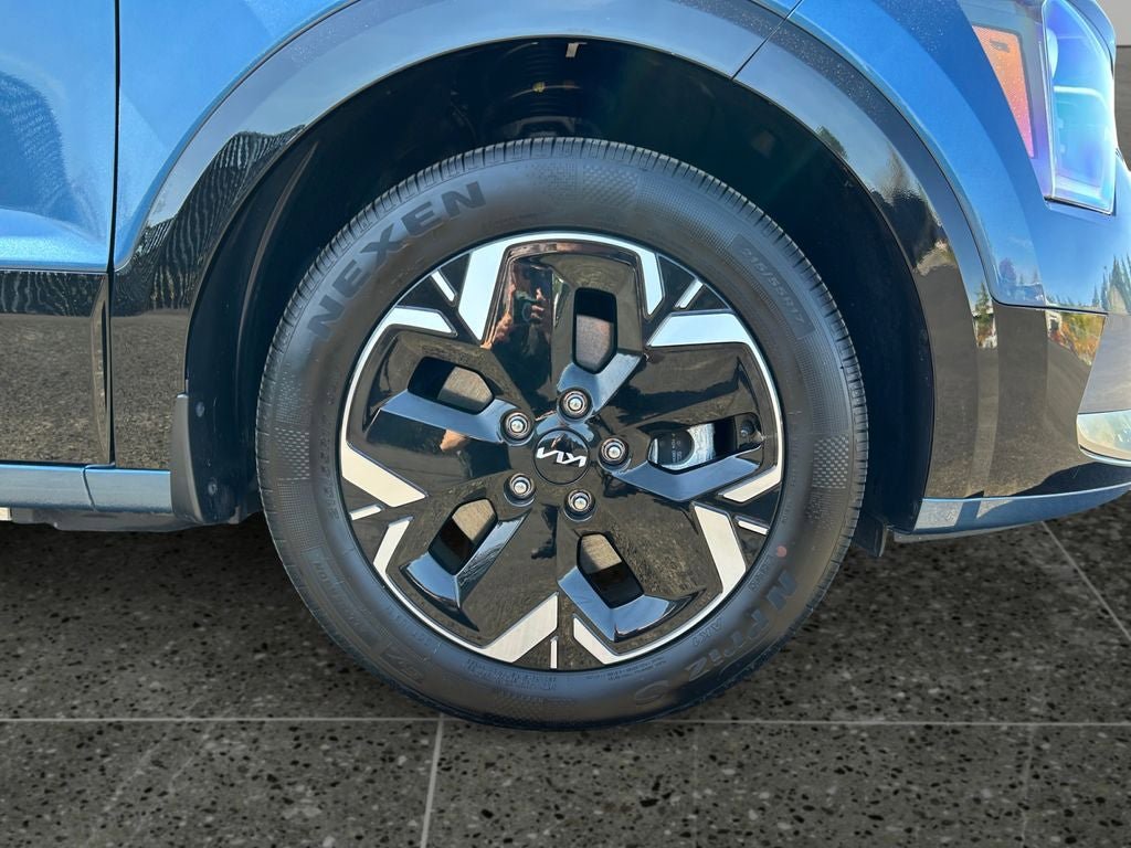 Used 2025 Kia Niro Wind w/ Wind Preserve Package FWD image 10