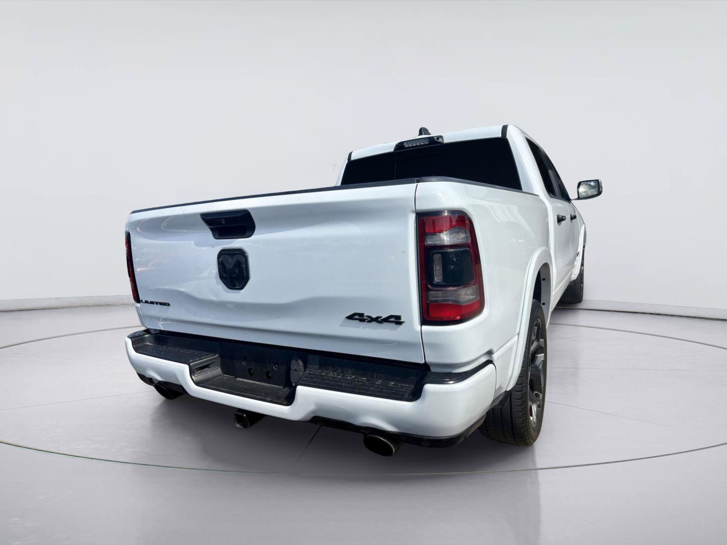 Used 2023 RAM 1500 Limited AWD/4WD image 5