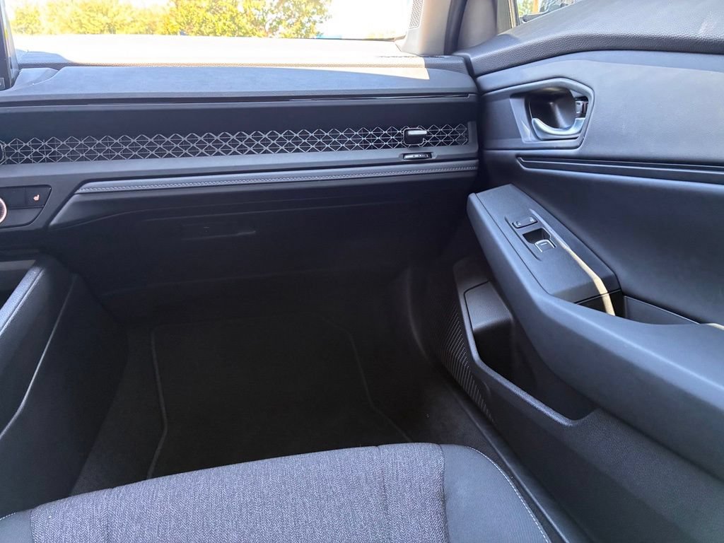 Used 2024 Honda Accord EX image 33