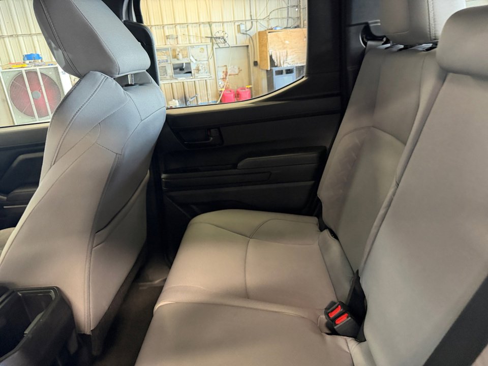 Used 2025 Toyota Tacoma SR5 AWD/4WD image 29