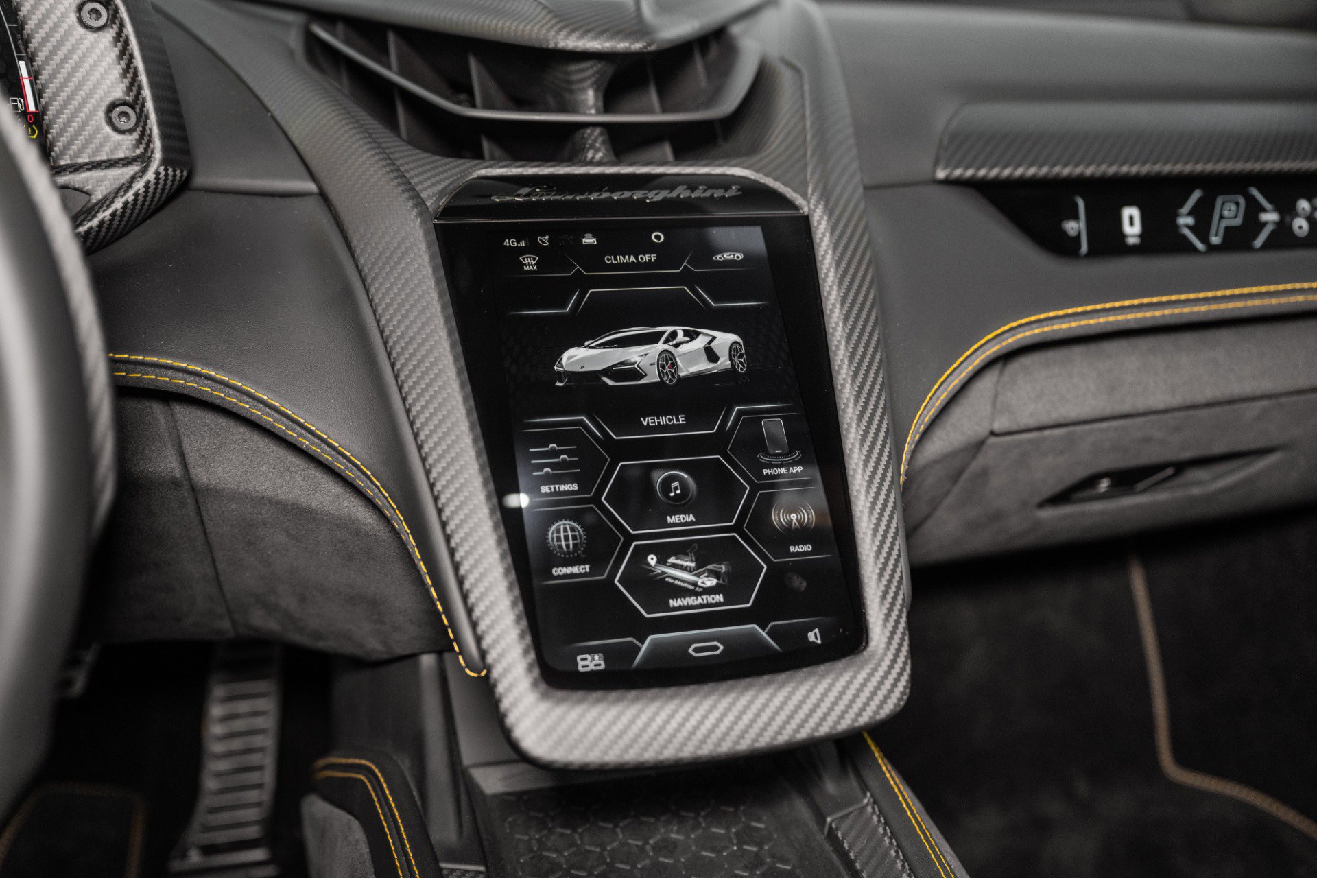 Used 2024 Lamborghini Revuelto image 34