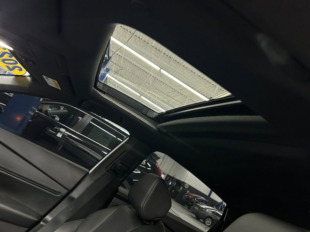 Used 2023 Honda Accord Sport image 29