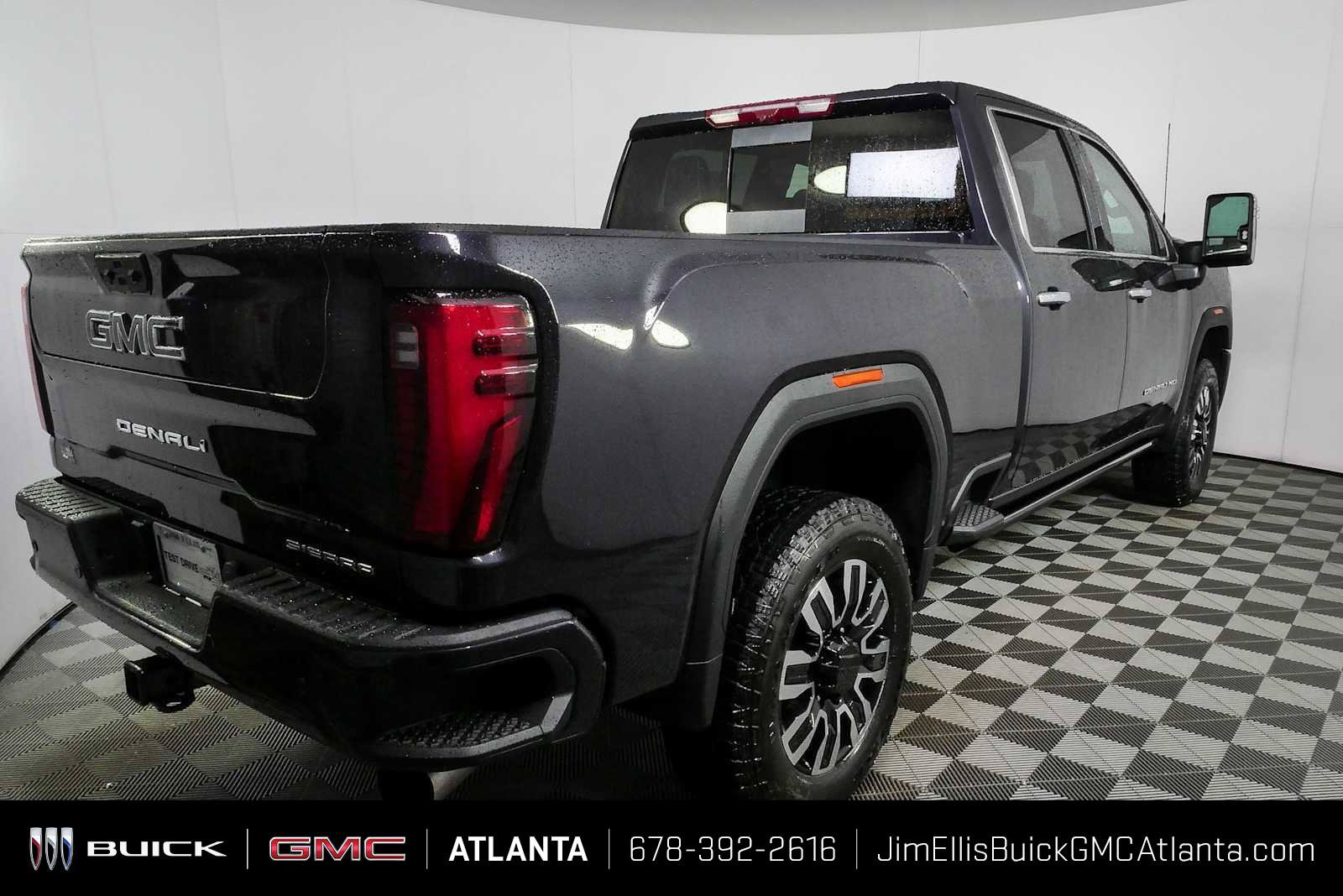 New 2026 GMC Sierra 2500 Denali Ultimate AWD/4WD image 3
