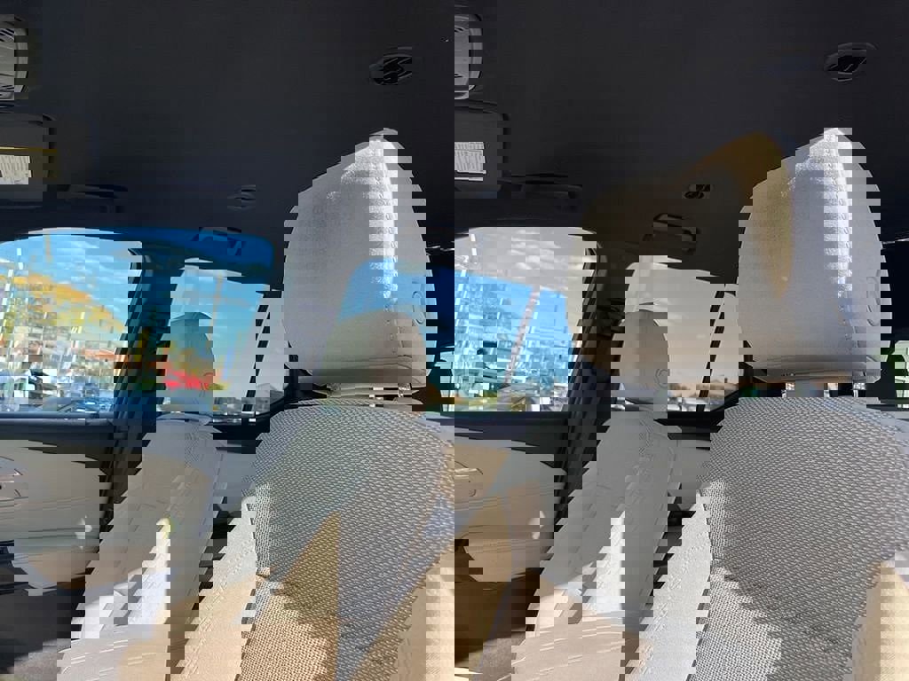 Used 2023 Chevrolet Traverse LS w/ Safety Package image 26