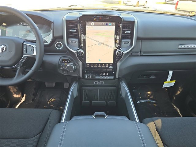 New 2026 RAM 1500 4x4 Crew Cab image 10