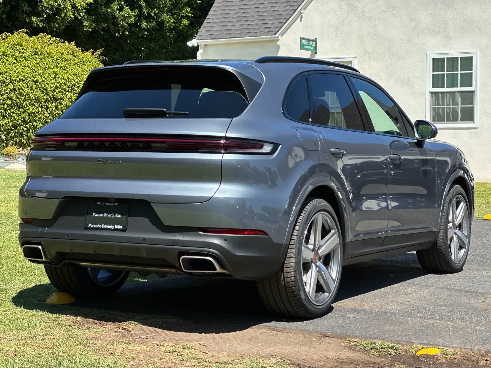 New 2026 Porsche Cayenne AWD/4WD image 8