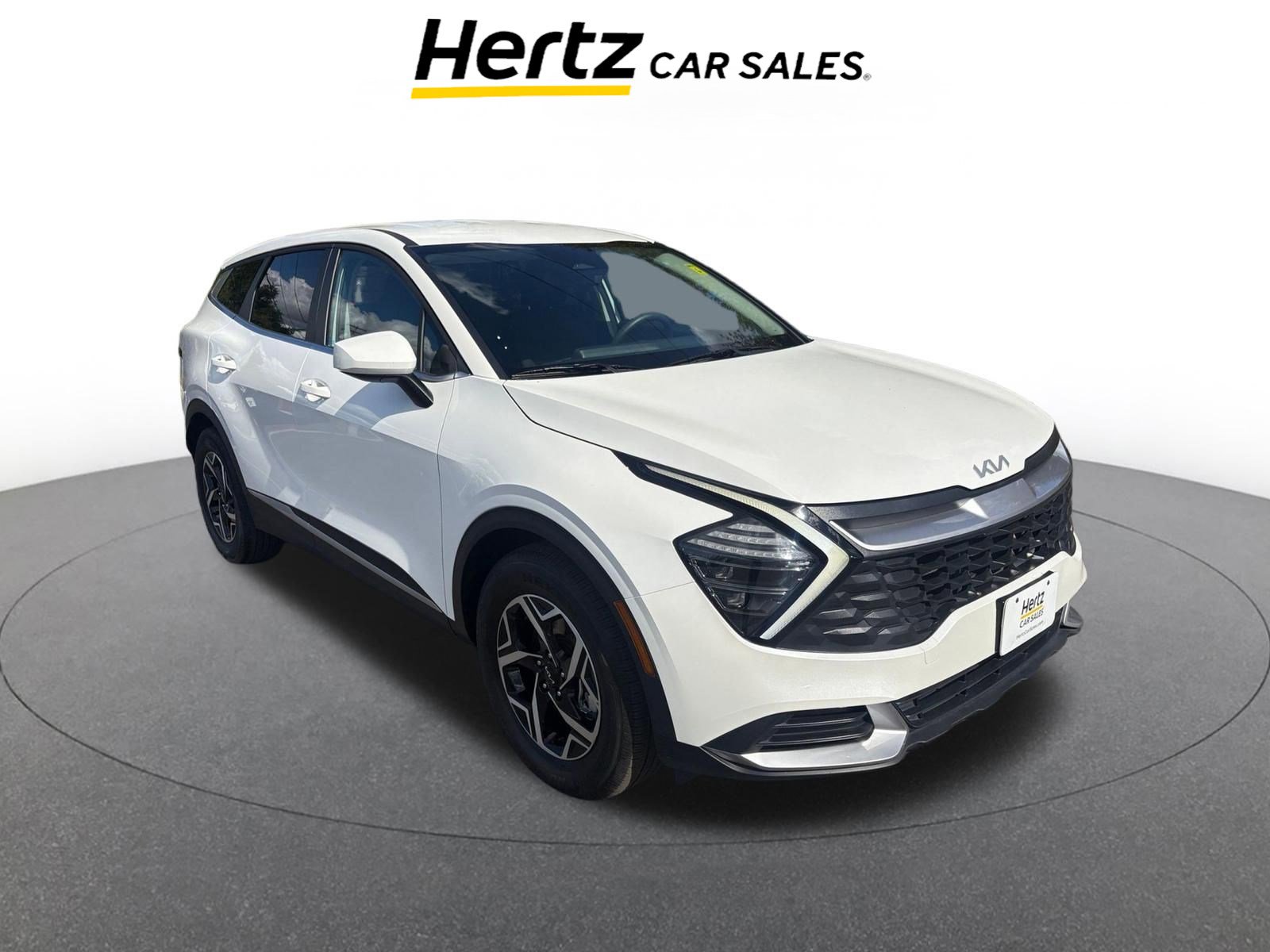 Used 2025 Kia Sportage LX image 1