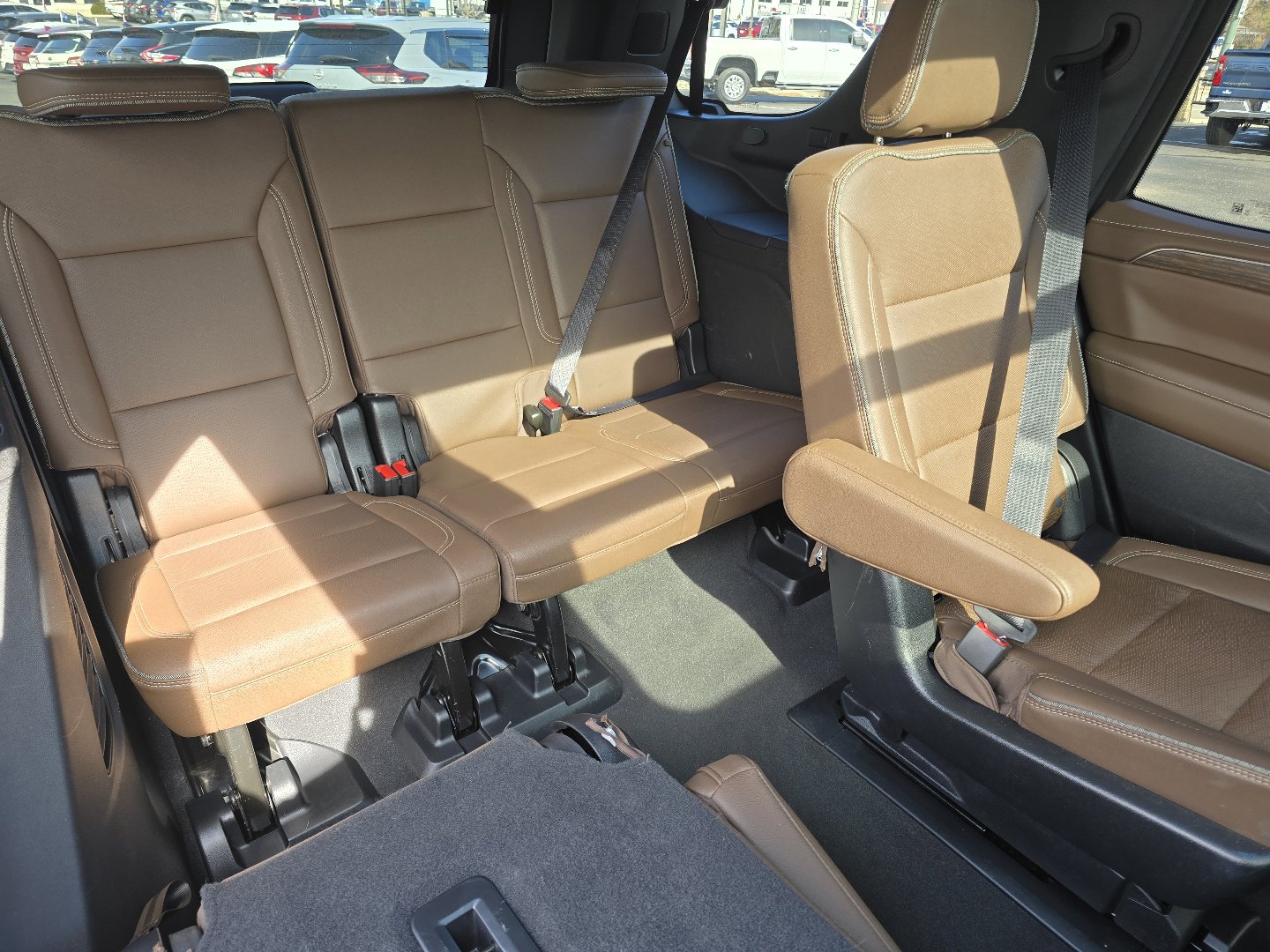 Used 2023 Chevrolet Tahoe High Country AWD/4WD image 38