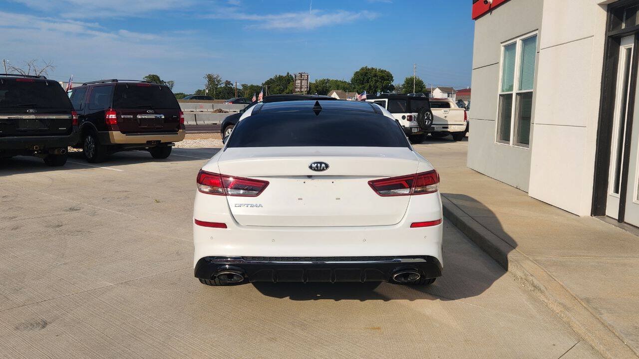 Used 2020 Kia Optima SE FWD image 5
