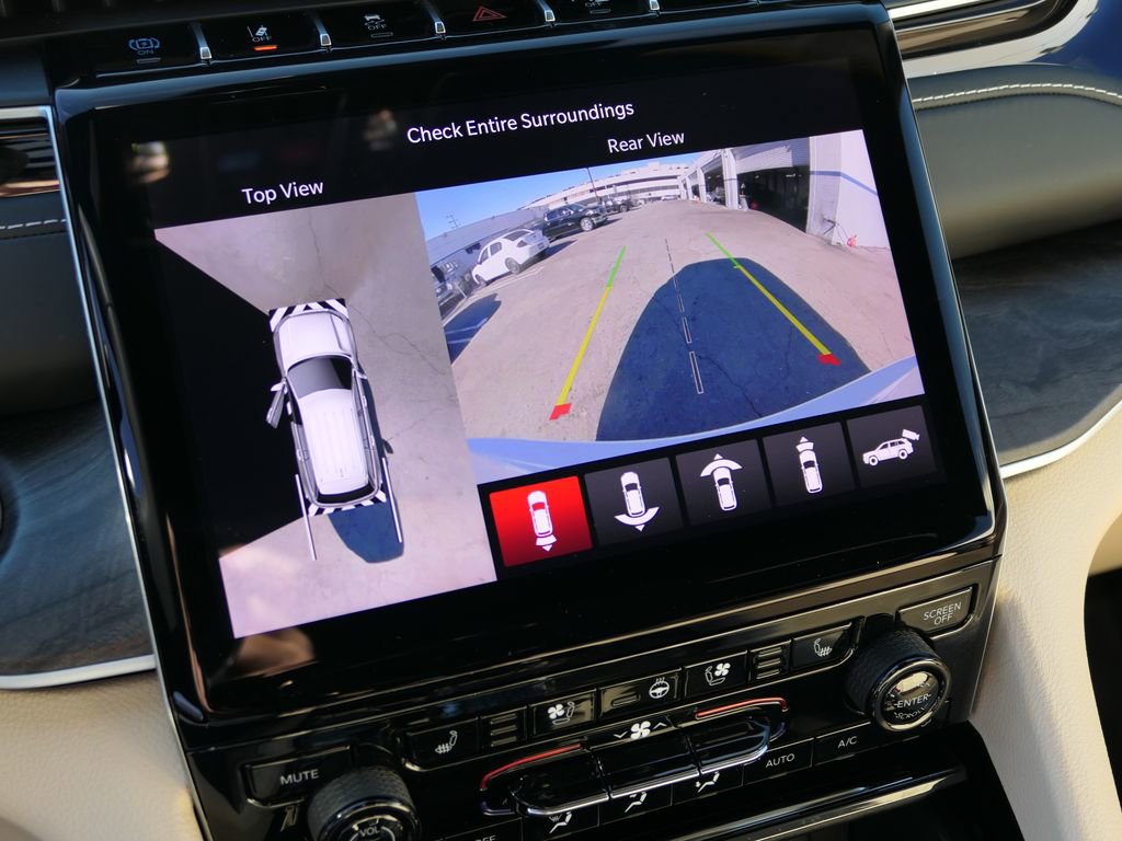 Used 2022 Jeep Grand Cherokee Limited 4xe w/ Luxury Tech Group II image 17