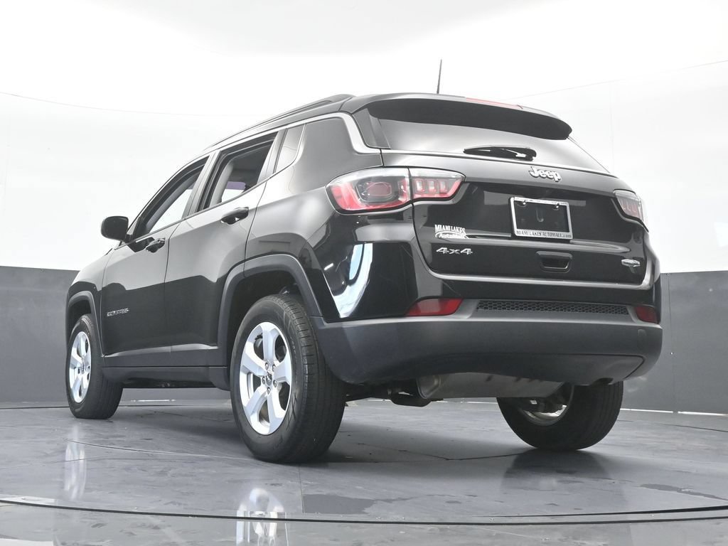 Used 2018 Jeep Compass Latitude w/ Popular Equipment Group AWD/4WD image 60