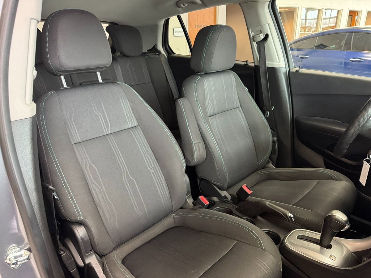 Used 2015 Chevrolet Trax LT FWD image 18
