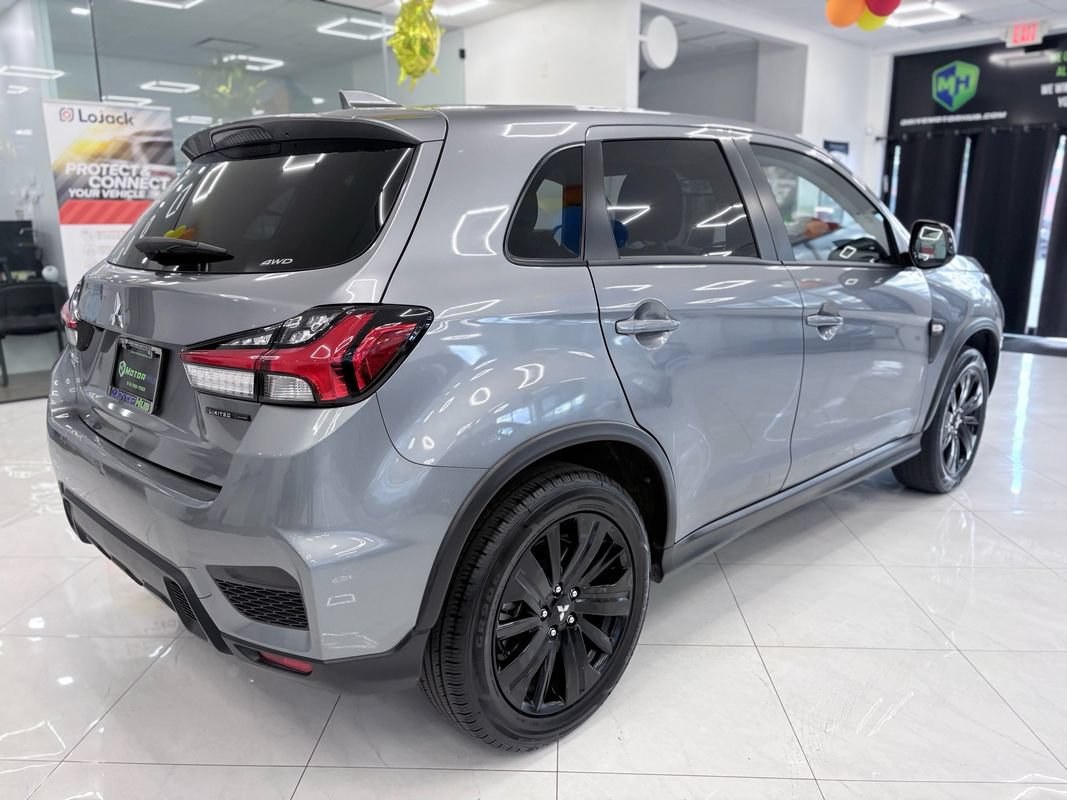 Used 2026 Mitsubishi Outlander Sport LE AWD/4WD image 12