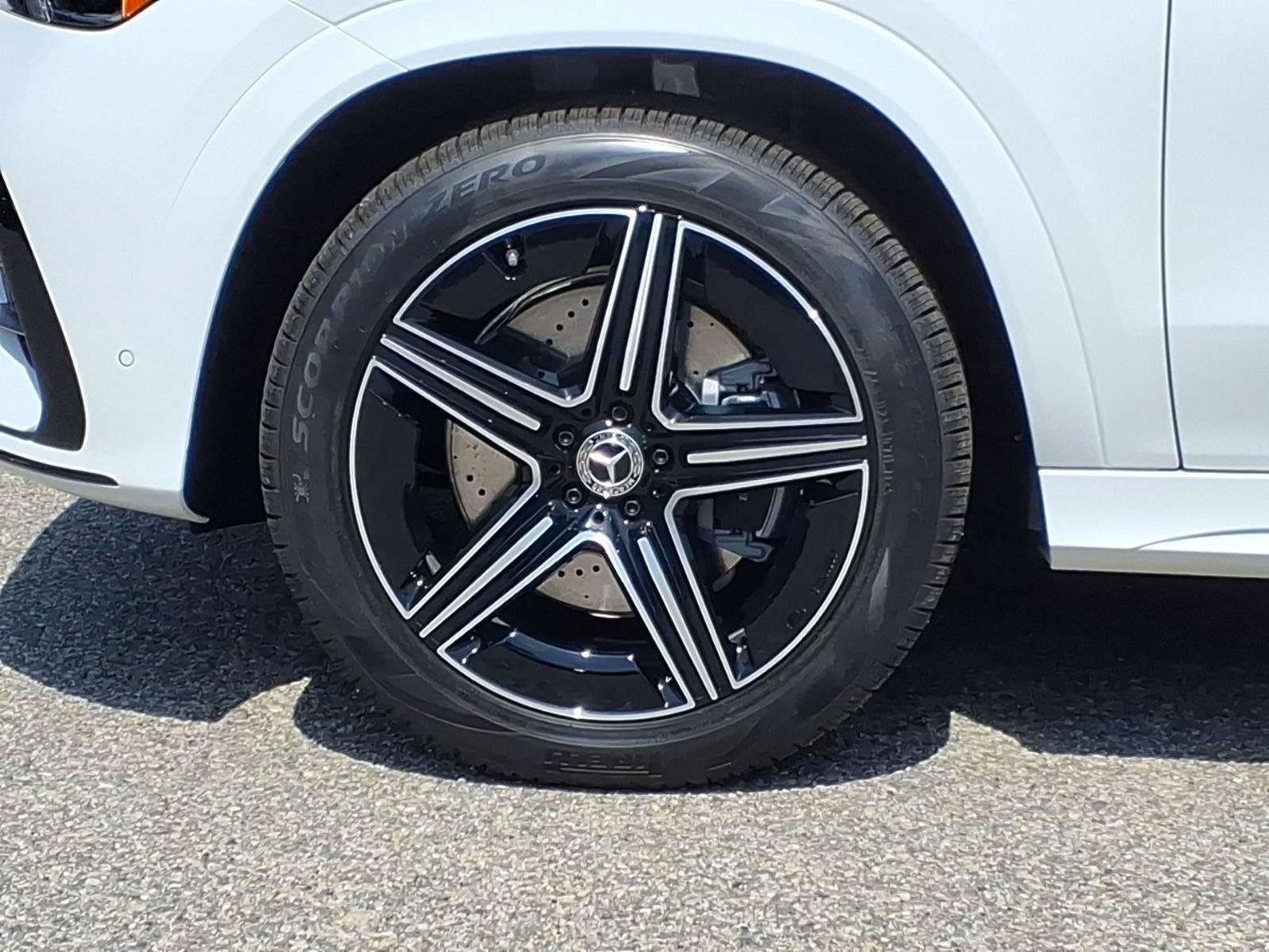 New 2026 Mercedes-Benz GLE 450 4MATIC image 12
