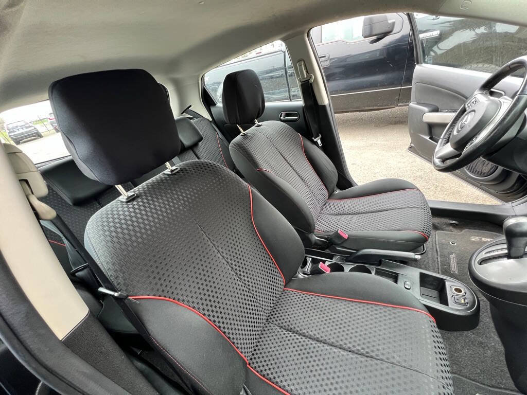 Used 2014 MAZDA MAZDA2 Touring FWD image 24