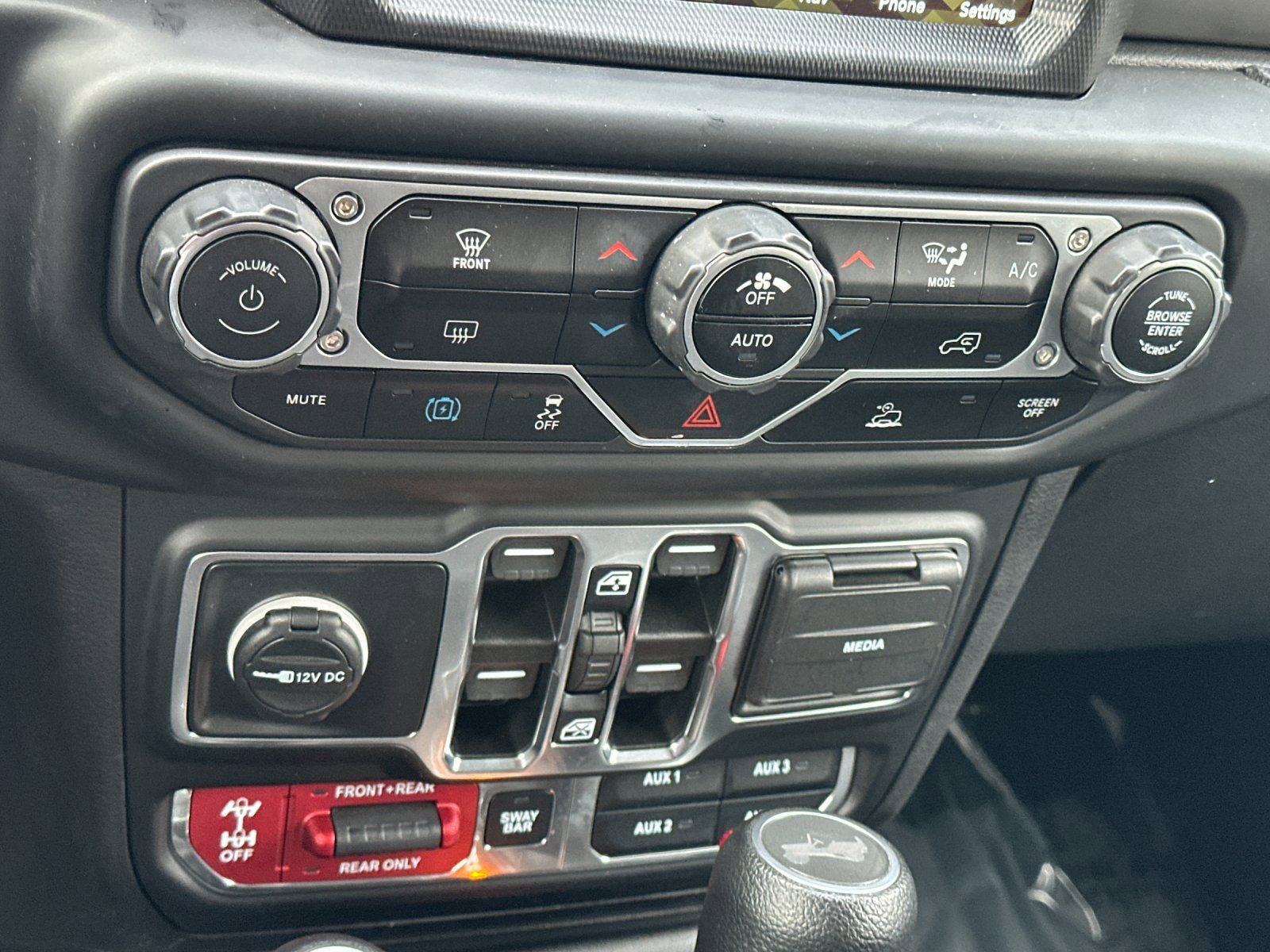 Used 2022 Jeep Wrangler Unlimited Rubicon 4xe image 21