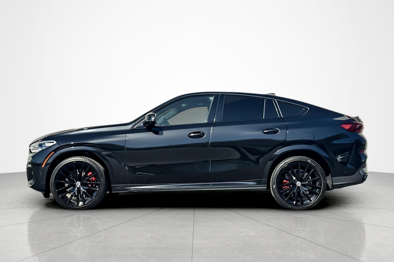 Used 2023 BMW X6 M50i w/ Executive Package video 2