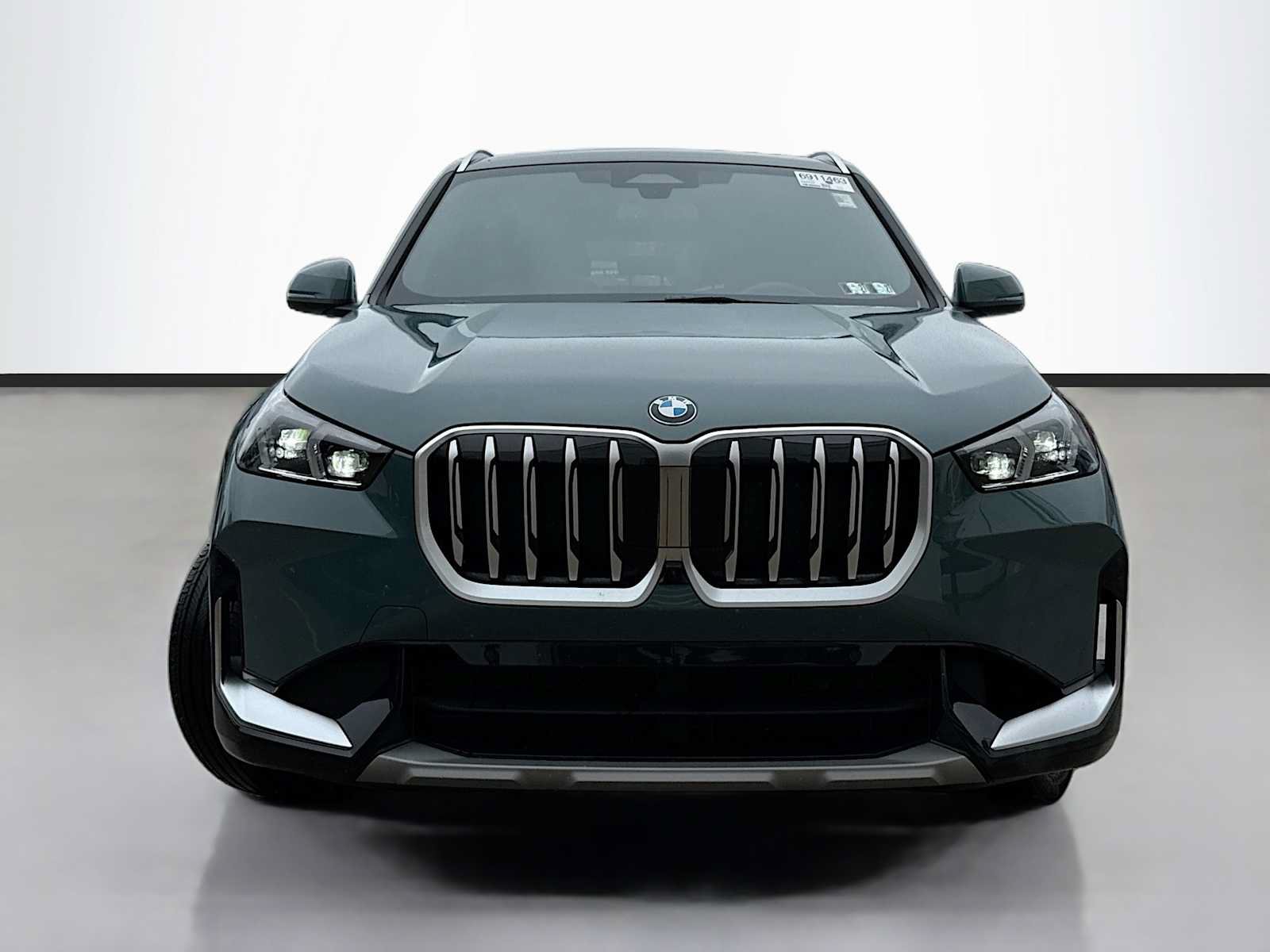 Certified 2026 BMW X1 xDrive28i AWD/4WD image 2