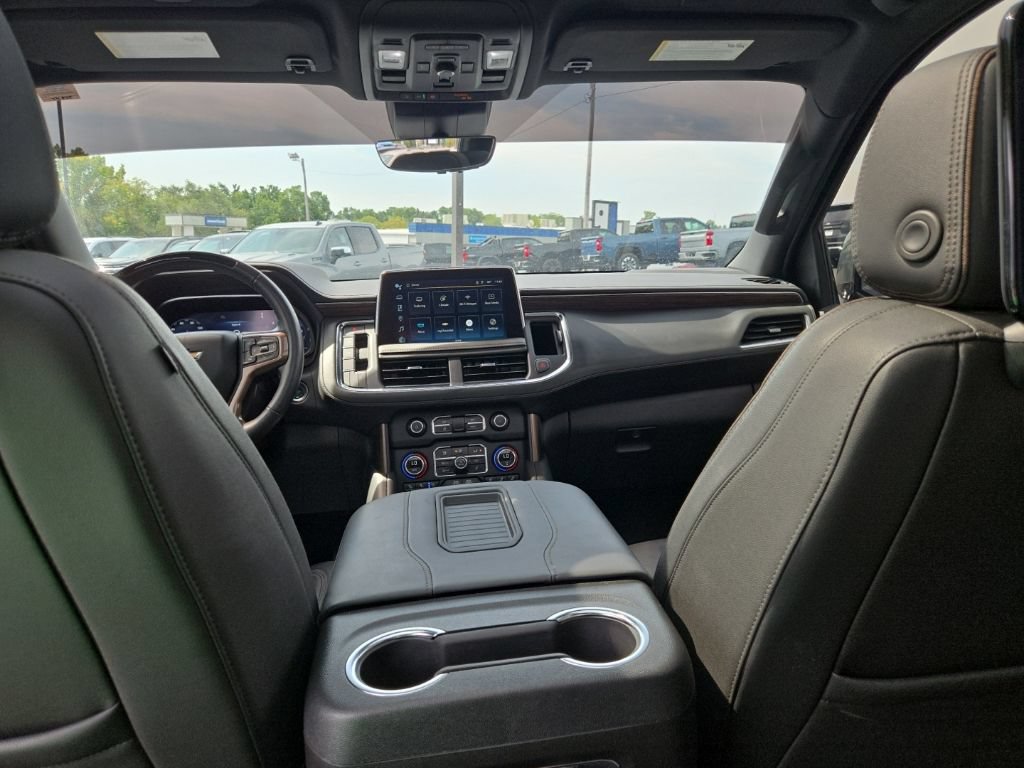 Certified 2024 Chevrolet Tahoe High Country w/ Advanced Technology Package AWD/4WD image 16