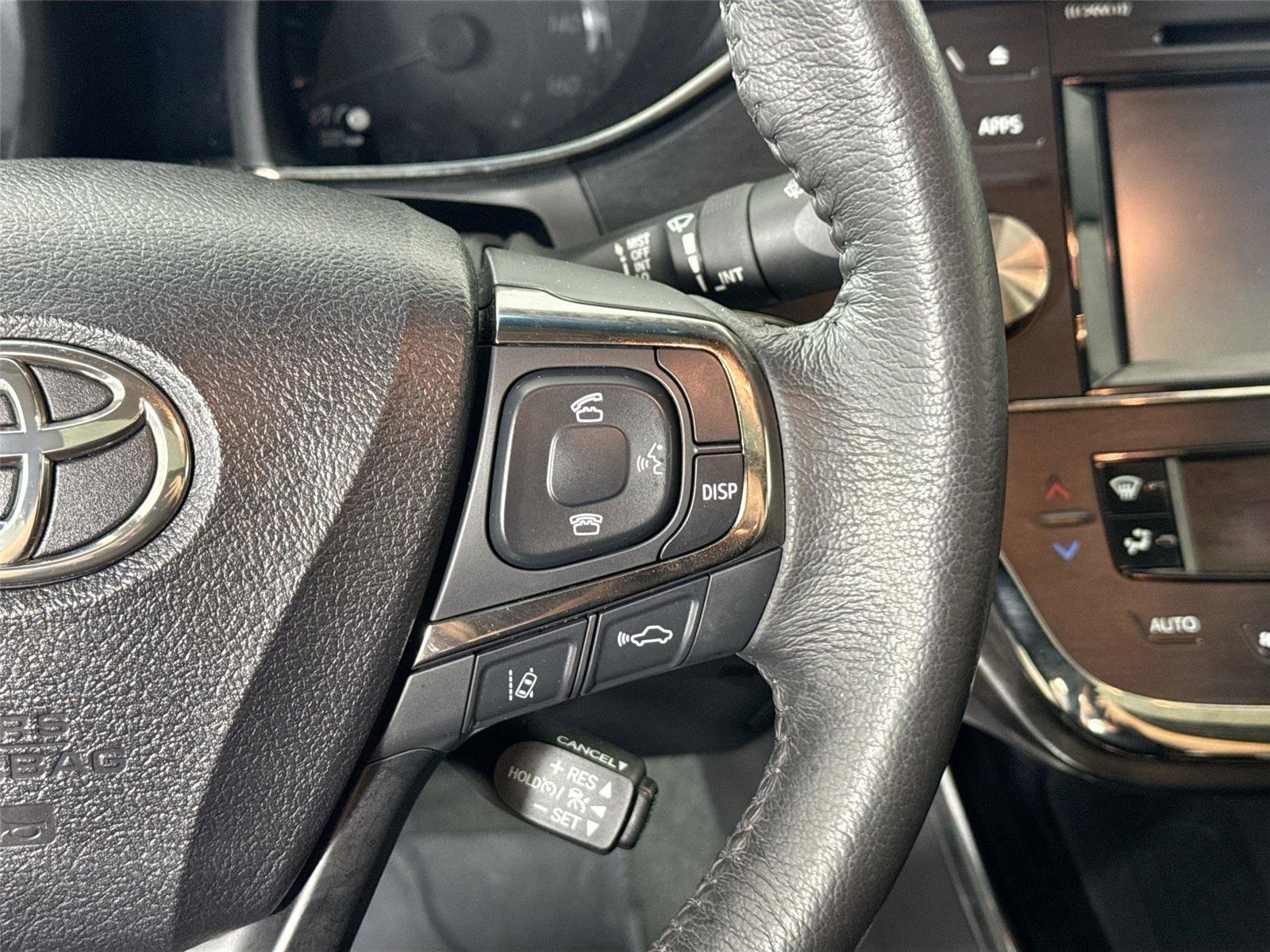 Used 2018 Toyota Avalon XLE Premium image 18