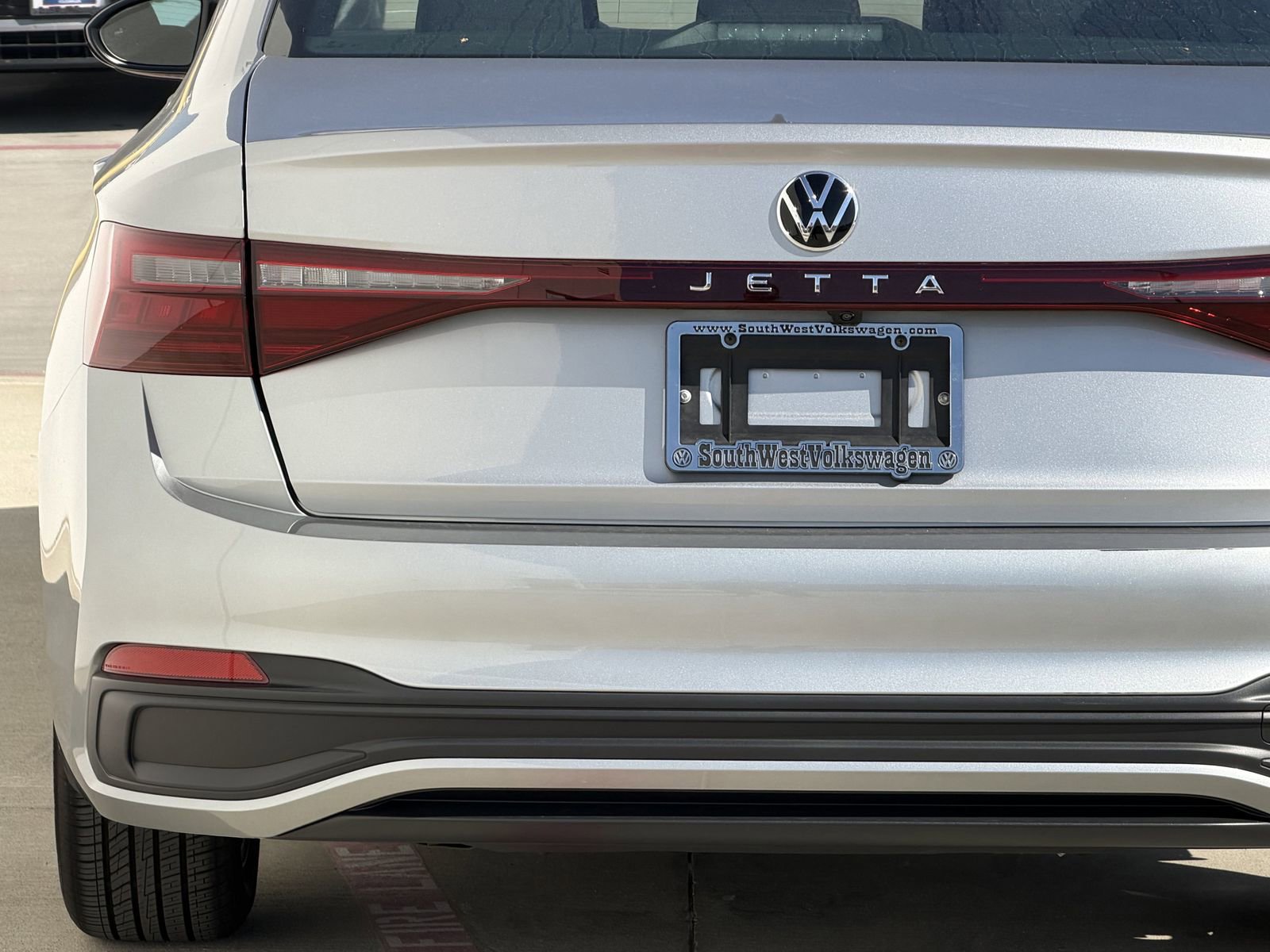 Used 2025 Volkswagen Jetta Sport image 7