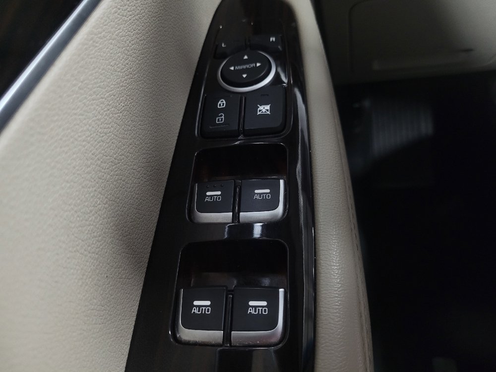 Used 2019 Kia Sorento EX FWD image 27