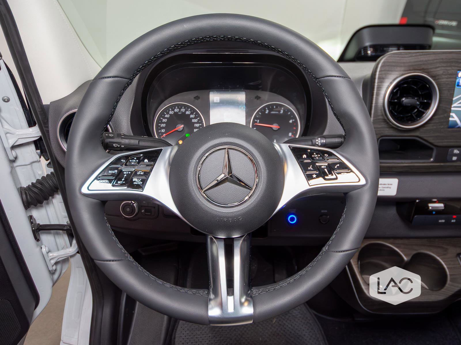 Used 2025 Mercedes-Benz Sprinter 3500 image 28