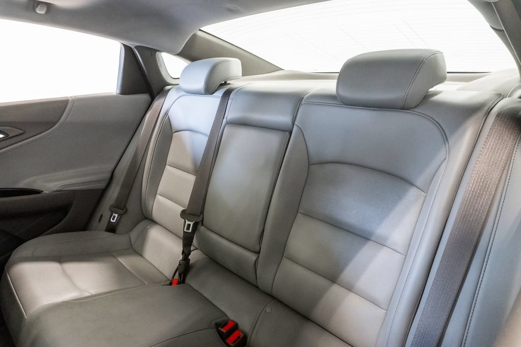 Used 2016 Chevrolet Malibu Premier w/ Driver Confidence Package FWD image 23