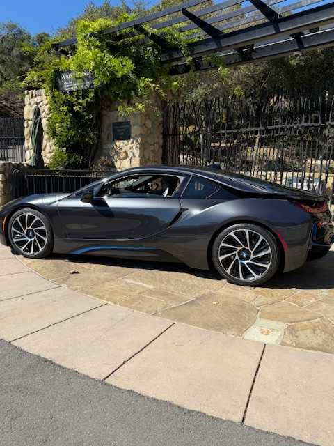 Used 2015 BMW i8 image 6