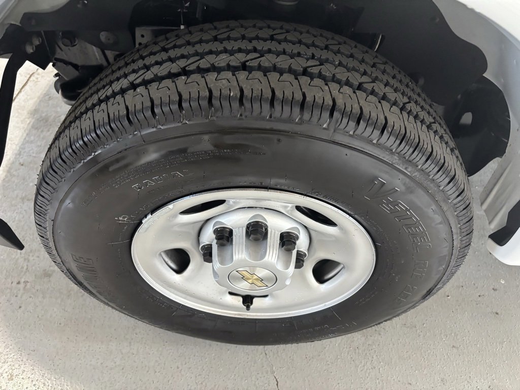 New 2025 Chevrolet Express 2500 w/ Driver Convenience Package image 18