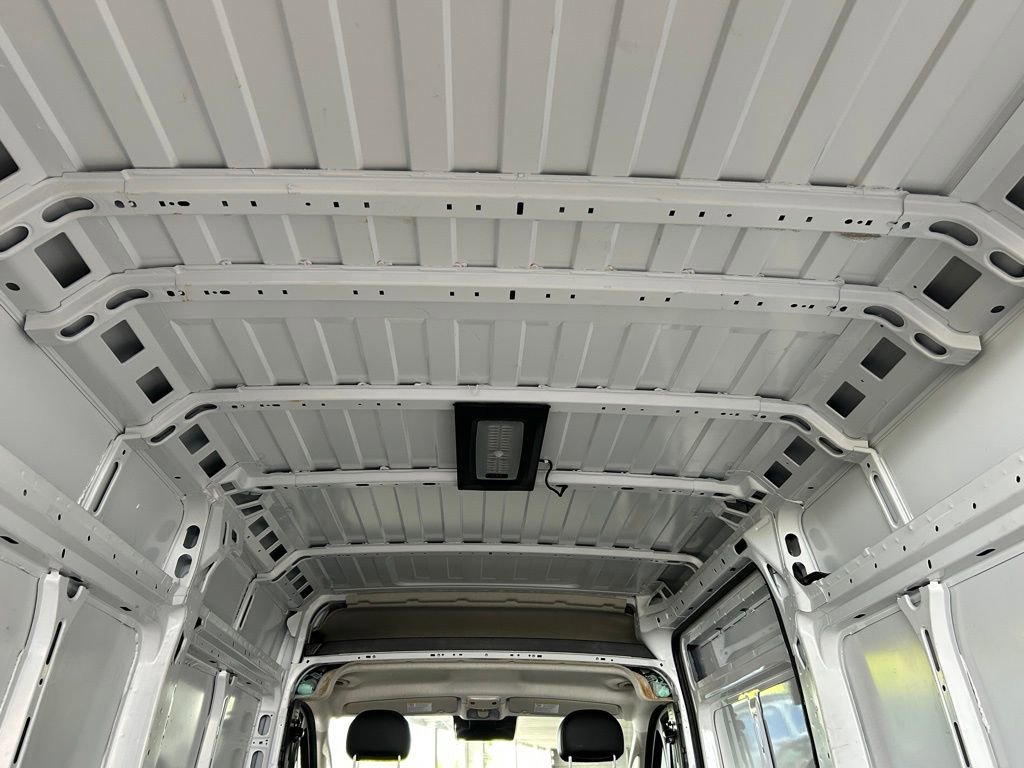 Used 2025 RAM ProMaster 2500 w/ Convenience Group image 40