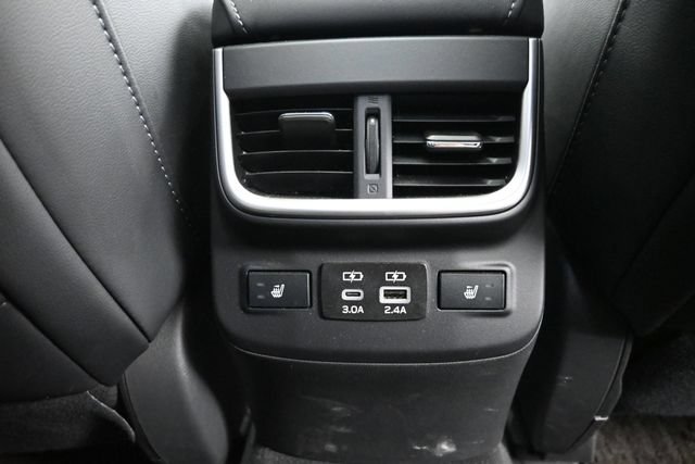 Used 2025 Subaru Outback Limited AWD/4WD image 9