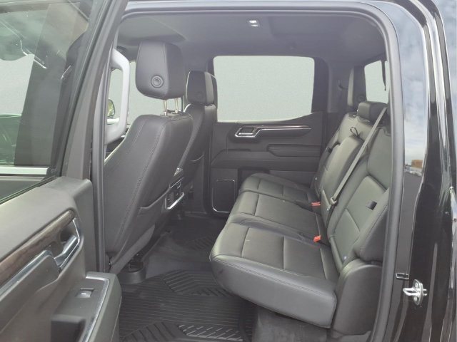 Used 2024 Chevrolet Silverado 1500 LTZ AWD/4WD image 10