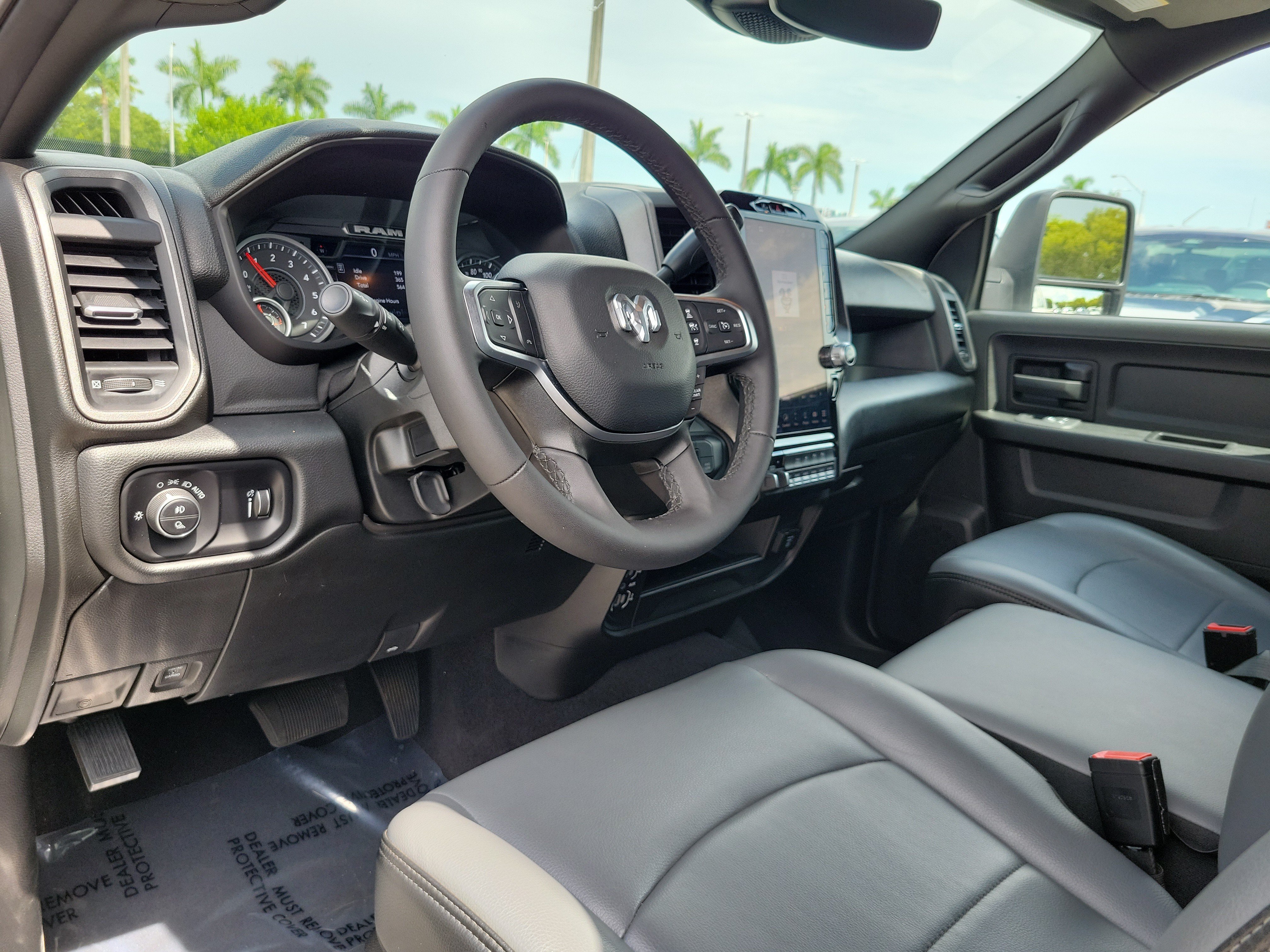 Used 2025 RAM 2500 Tradesman w/ Safety Group AWD/4WD image 9