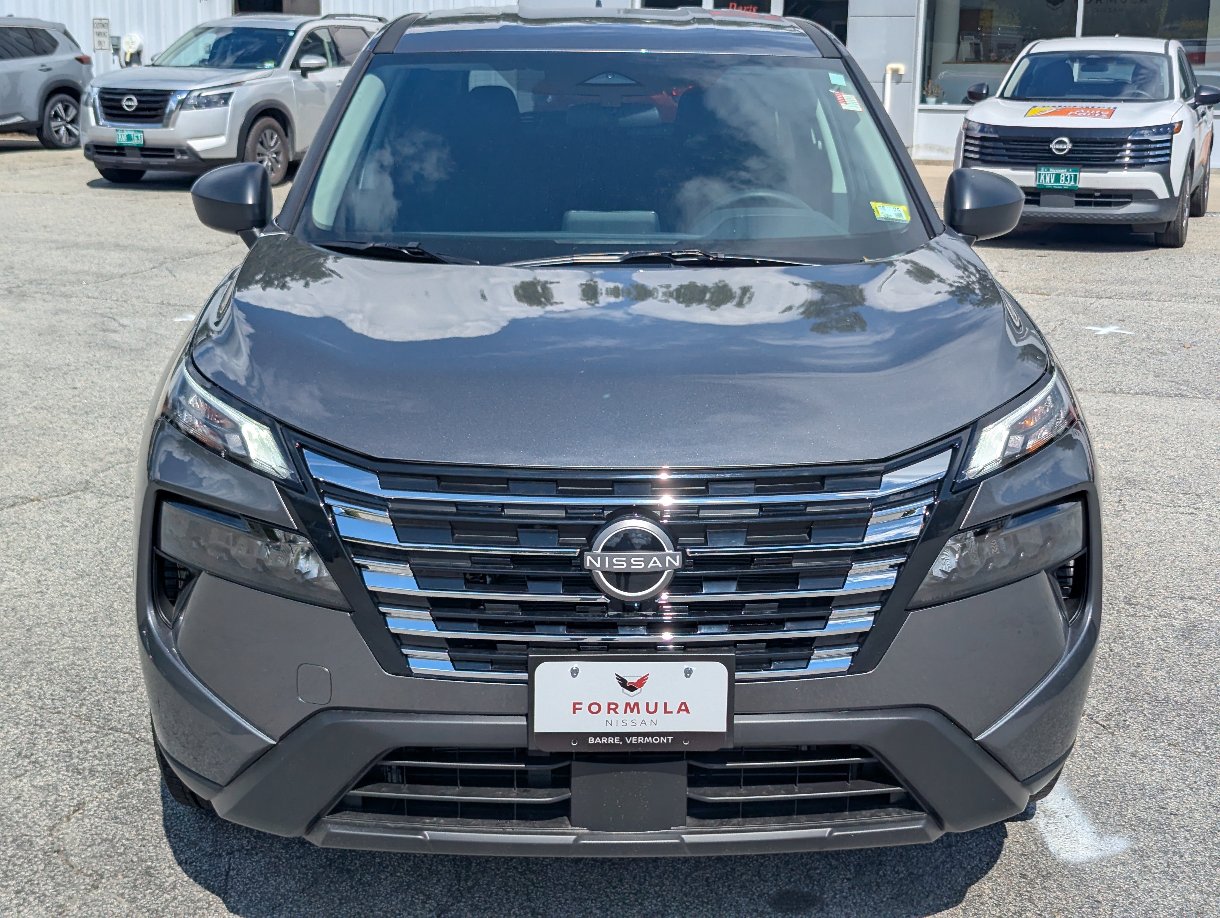 New 2026 Nissan Rogue S image 3