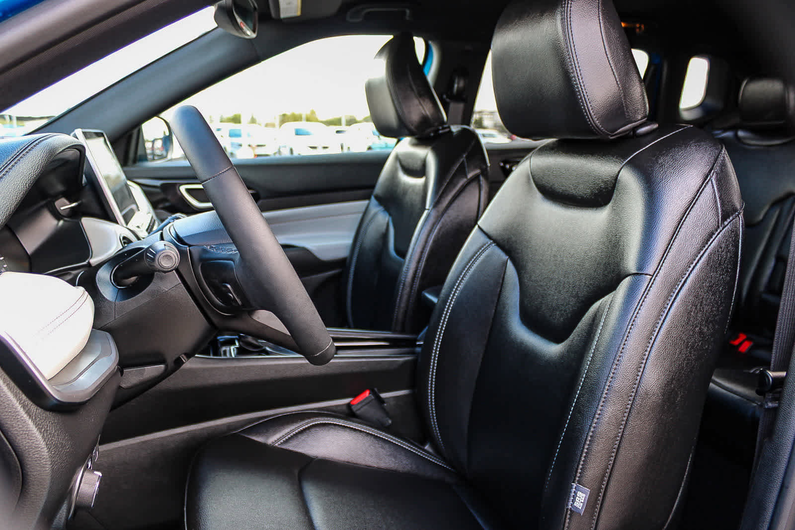 Used 2026 Jeep Compass Limited image 17