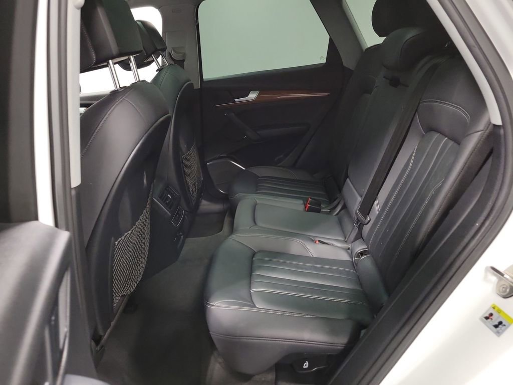 Used 2021 Audi Q5 2.0T Premium w/ Convenience Package image 24