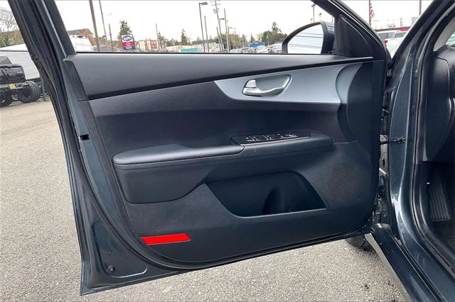 Used 2023 Kia Forte LXS image 23