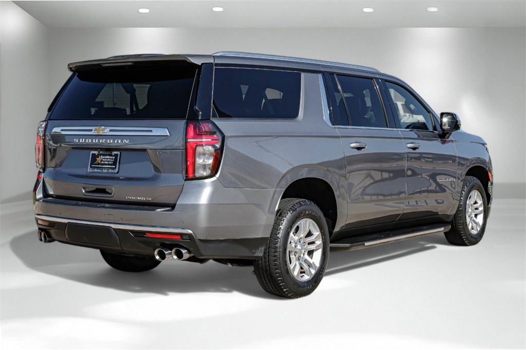 Used 2021 Chevrolet Suburban Premier w/ Premium Package image 9