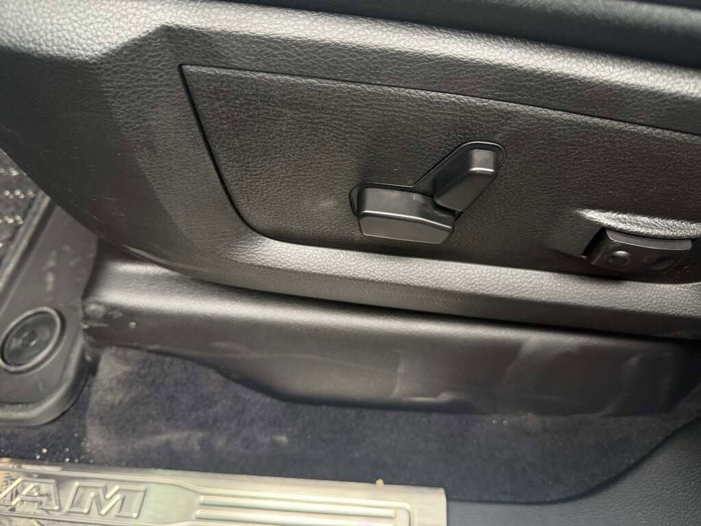 New 2026 RAM 2500 Limited image 19